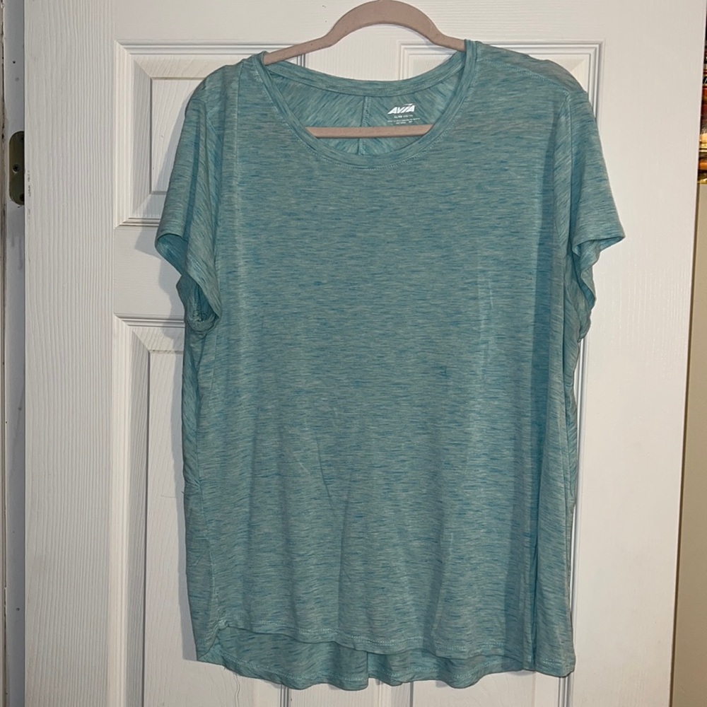 Gently loved Avia shirt